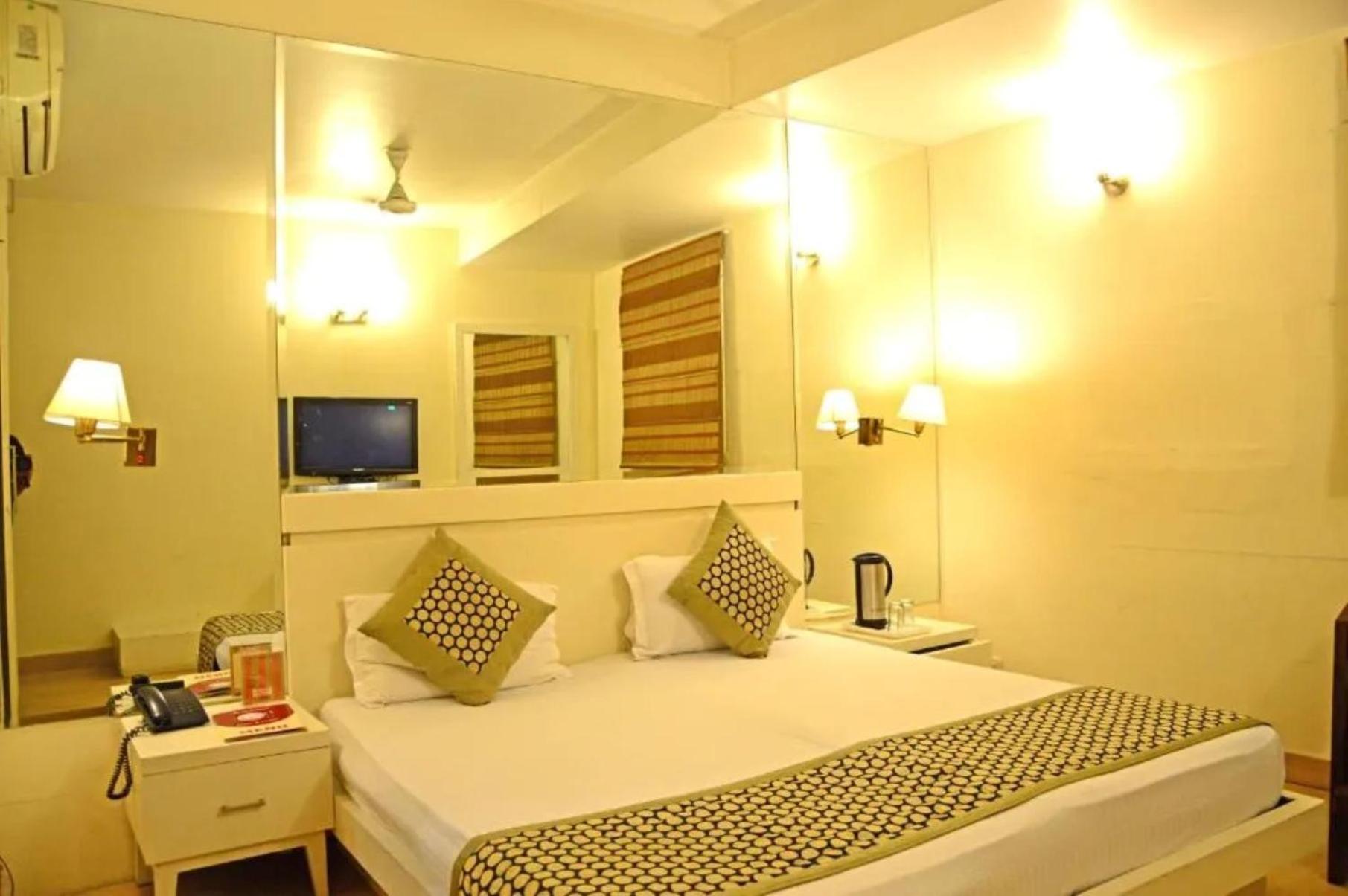 Hotel Tej Plaza A Family Near Igi Airport Delhi